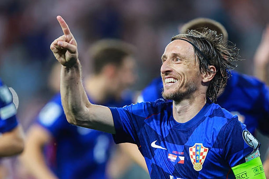 Luka Modric gia nhập AC Milan sau khi chia tay Real Madrid - 2