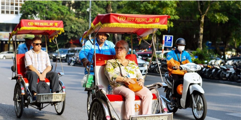 Du lịch Hà Nội tăng tốc đón khách quốc tế thời điểm cuối năm - Ảnh 4.