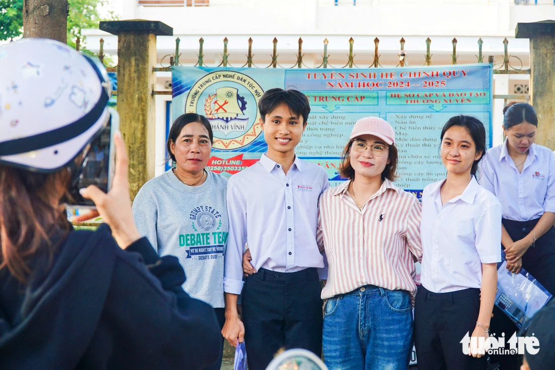 thi tốt nghiệp - Ảnh 9.