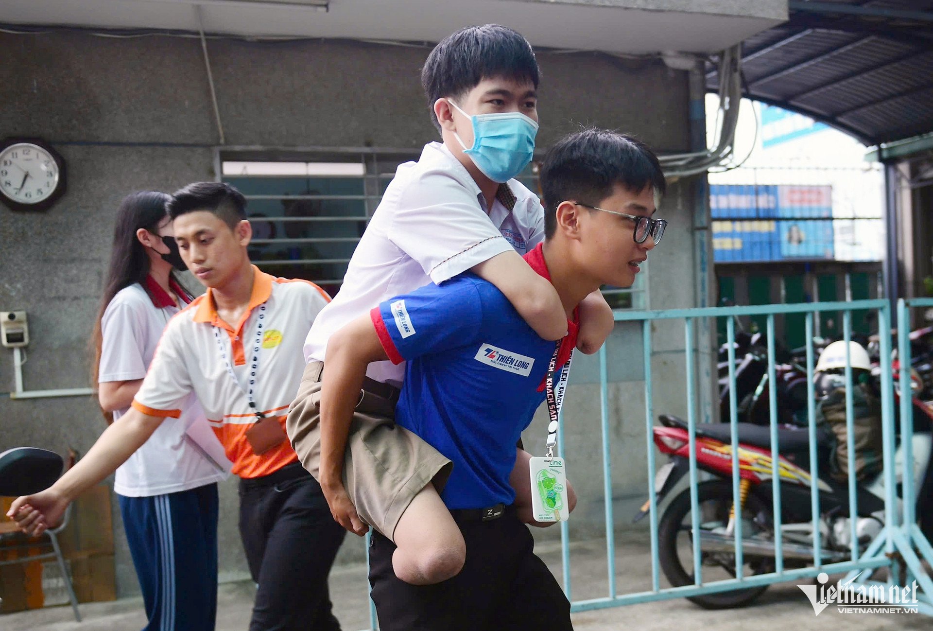 W-thi sinh.jpg