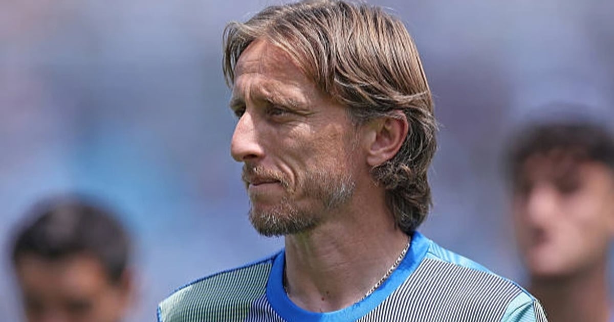 Luka Modric gia nhập AC Milan sau khi chia tay Real Madrid