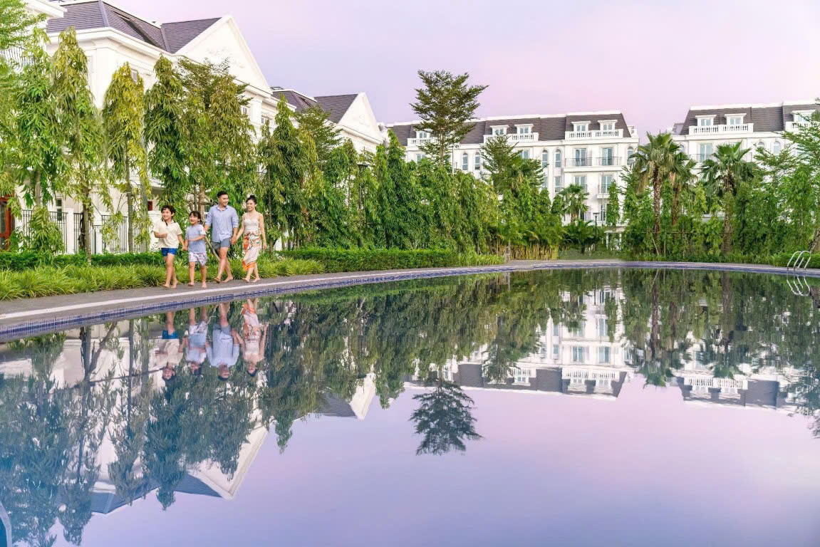 ផ្ទះវីឡាភ្លោះ Eurowindow Twin Parks៖ កន្លែងរស់នៅដ៏គួរឱ្យចាប់អារម្មណ៍នៅចំកណ្តាលទីក្រុងបៃតងនៅភាគខាងកើតទីក្រុងហាណូយ