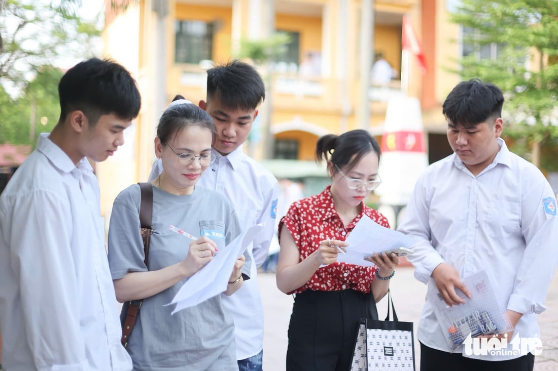 thi tốt nghiệp - Ảnh 12.
