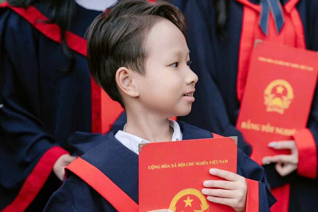 Thí sinh dự thi bị giám thị nhầm là học sinh tiểu học... đi lạc - 3