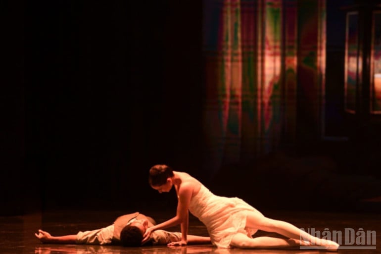 ndo_br_1000024734-2267.jpg