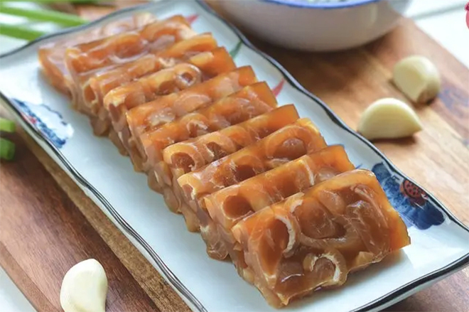 Schweinehautgelee ist günstig und enthält viele Nährstoffe. (Foto: Sohu)