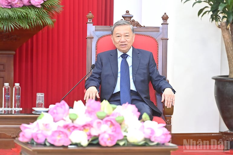 ndo_br_a3-bnd-0343.jpg