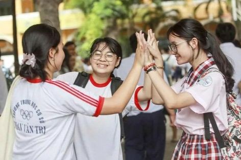 10 trường THPT ở TP HCM có điểm chuẩn lớp 10 cao nhất