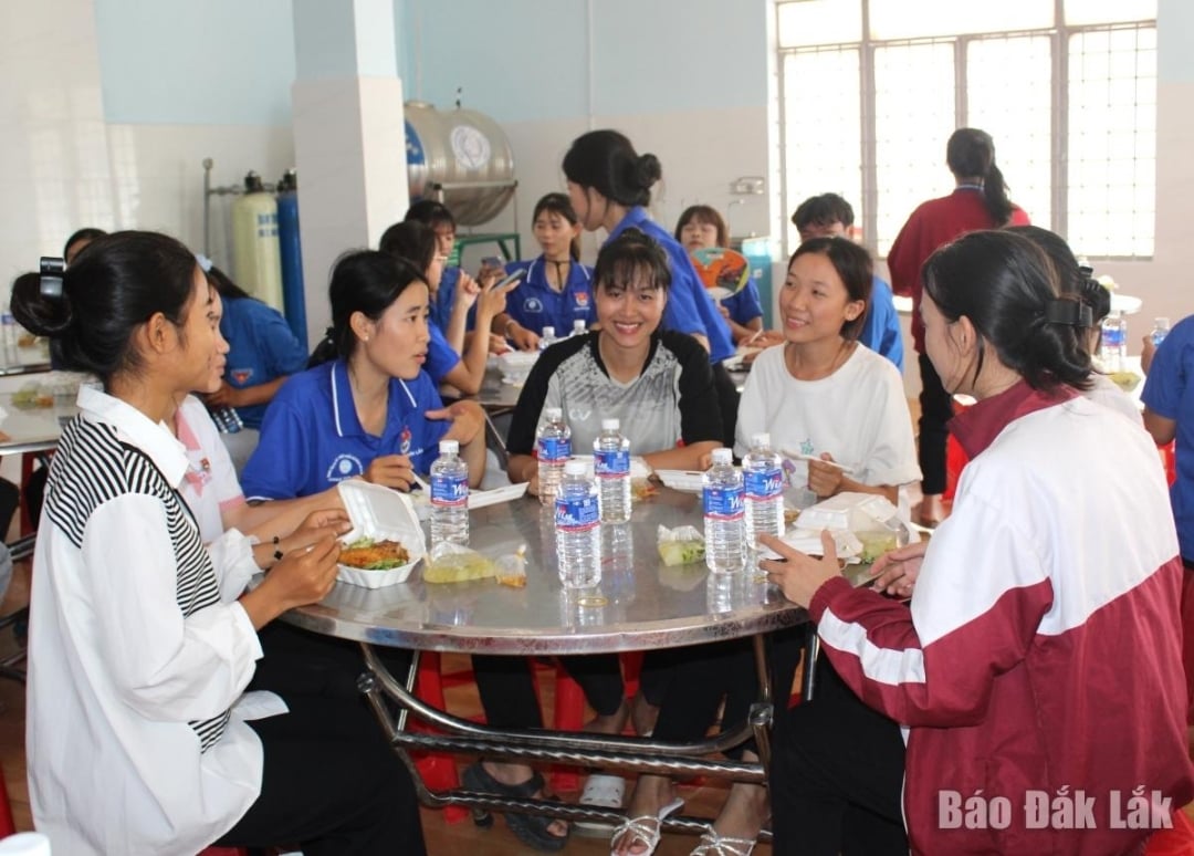 Các thí sinh ở xa được hỗ trợ chỗ ăn, nghỉ tại Trường Phổ thông DTNT THCS huyện Ea Súp.