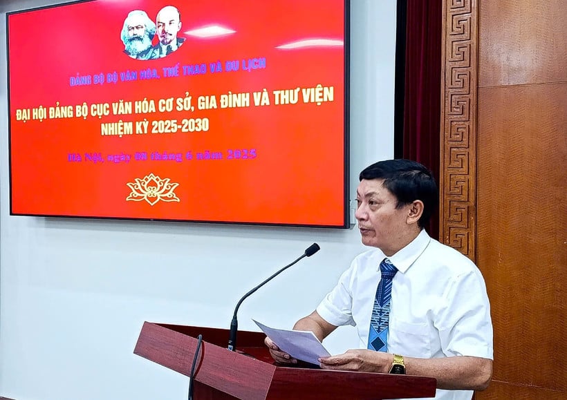 អនុប្រធាននាយកដ្ឋានវប្បធម៌មូលដ្ឋាន គ្រួសារ និងបណ្ណាល័យ Khuat Van Quy។