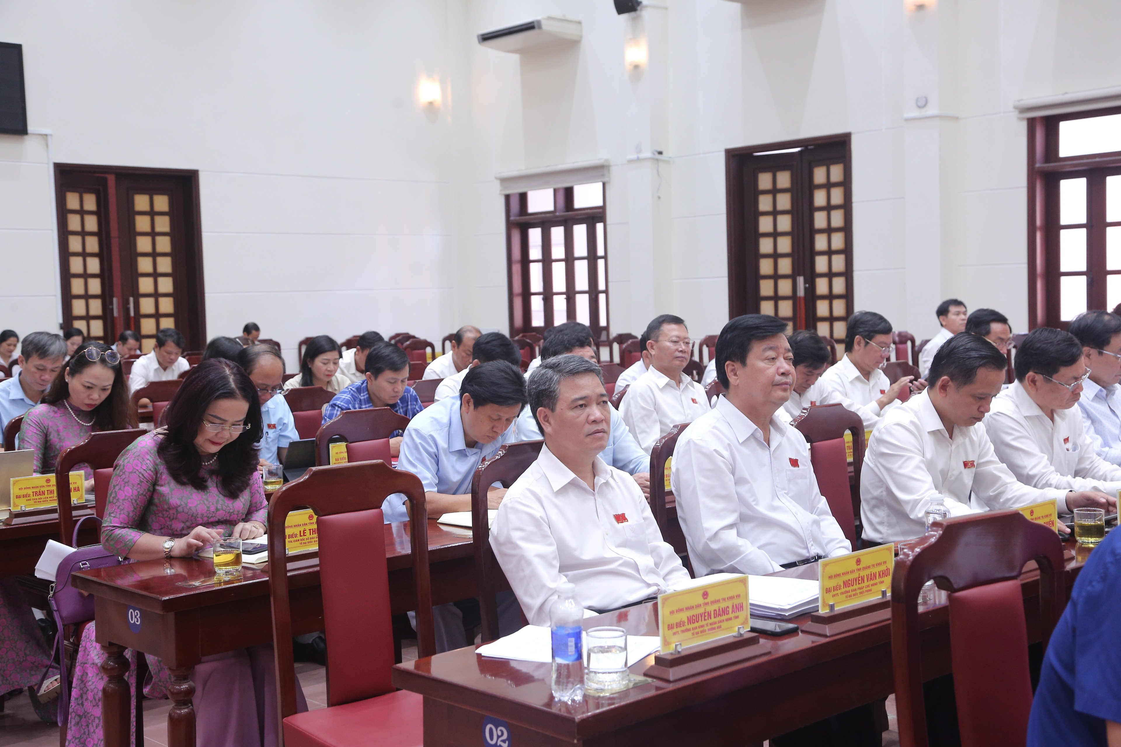 សម័យប្រជុំលើកទី៣២ នៃក្រុមប្រឹក្សាប្រជាជនខេត្តទី៨៖ បានអនុម័តសេចក្តីសម្រេចចំនួន ២១ ដោយមានការឯកភាពខ្ពស់