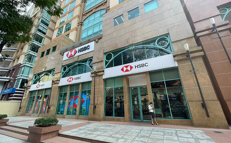 المقر الرئيسي لبنك HSBC.jpg