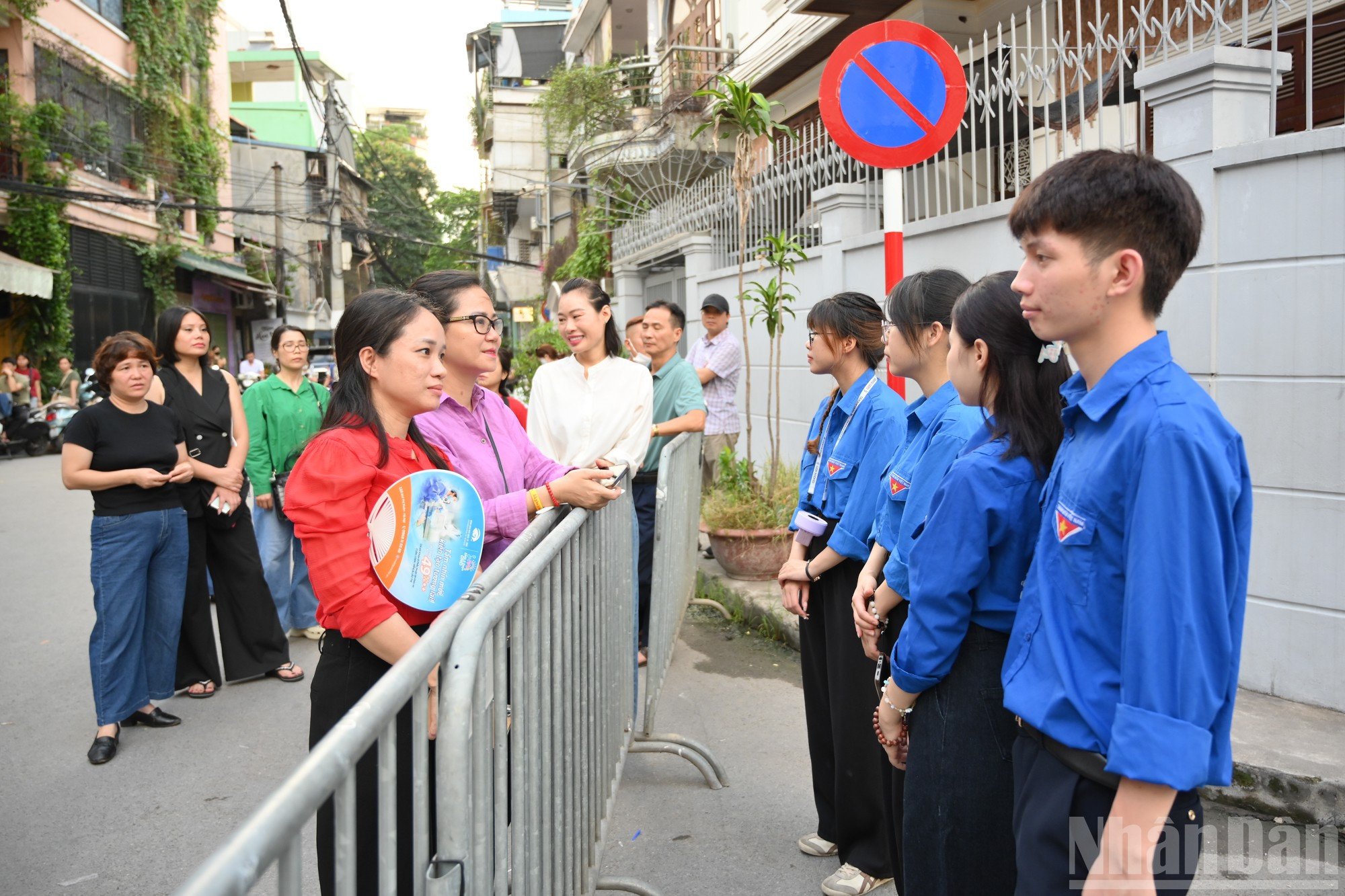 ndo_br_ngay-thi-dau-tien-sang-5608.jpg