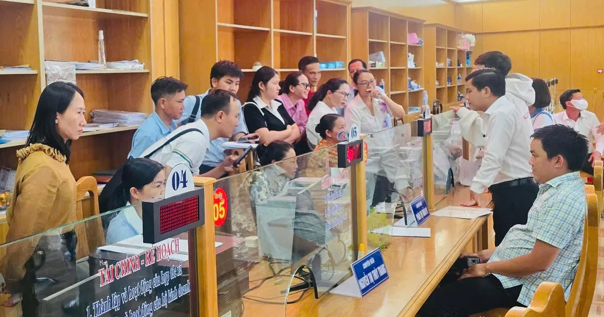 ត្រៀម​ខ្លួន​ជា​ស្រេច​ក្នុង​ការ​បញ្ចូល​គ្នា​និង​ប្រតិបត្តិការ​រដ្ឋាភិបាល​មូលដ្ឋាន 2 កម្រិត