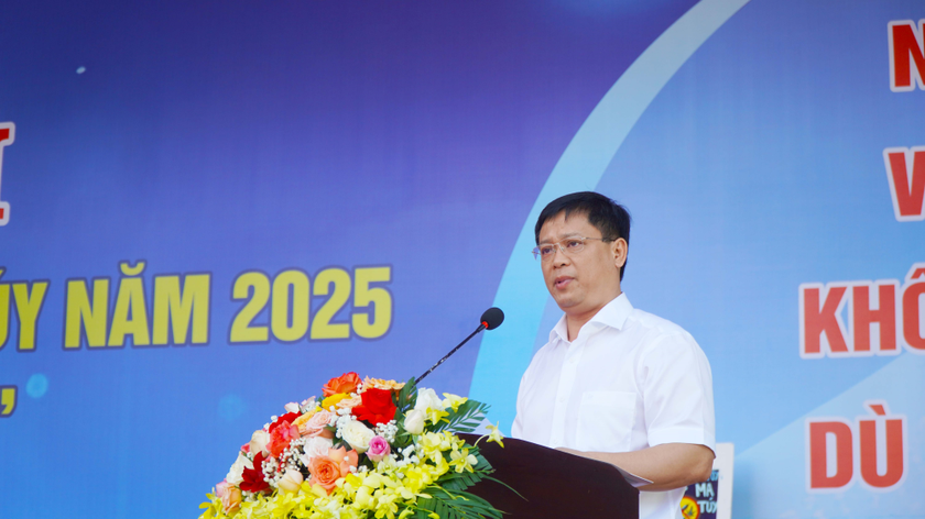 Phó Chủ tịch Thường trực UBND thành phố, Trưởng Ban Chỉ đạo 138 thành phố Nguyễn Thanh Bình phát biểu tại buổi lễ.