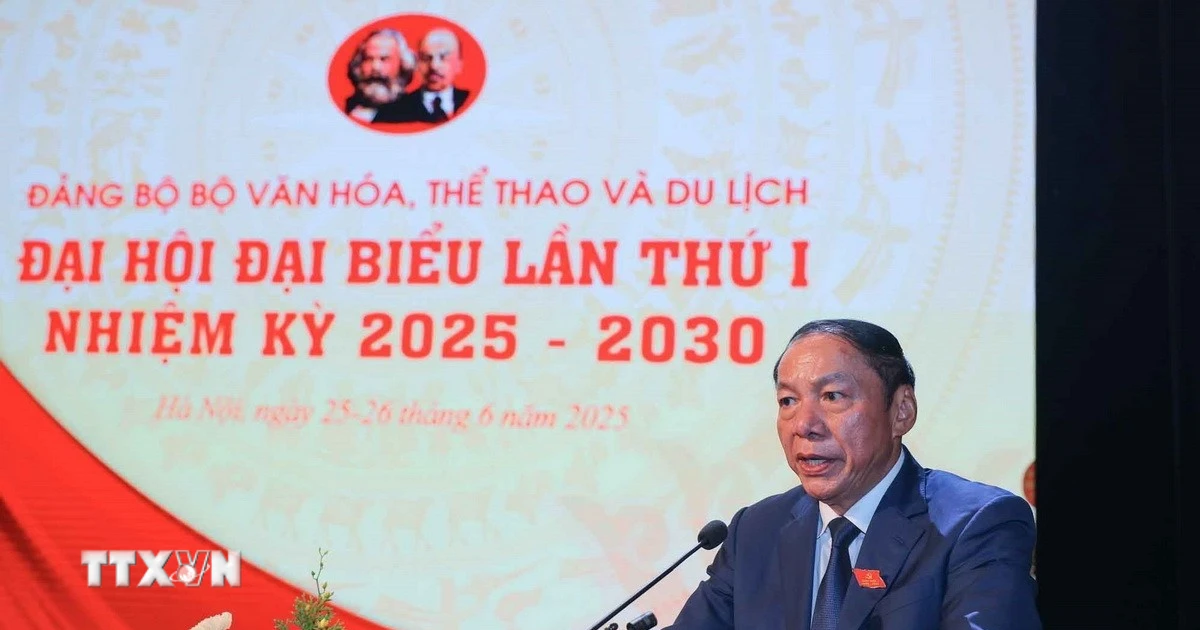 Minister Nguyen Van Hung continues to hold the position of Secretary of the Party Committee of the Ministry of Culture, Sports and Tourism.
