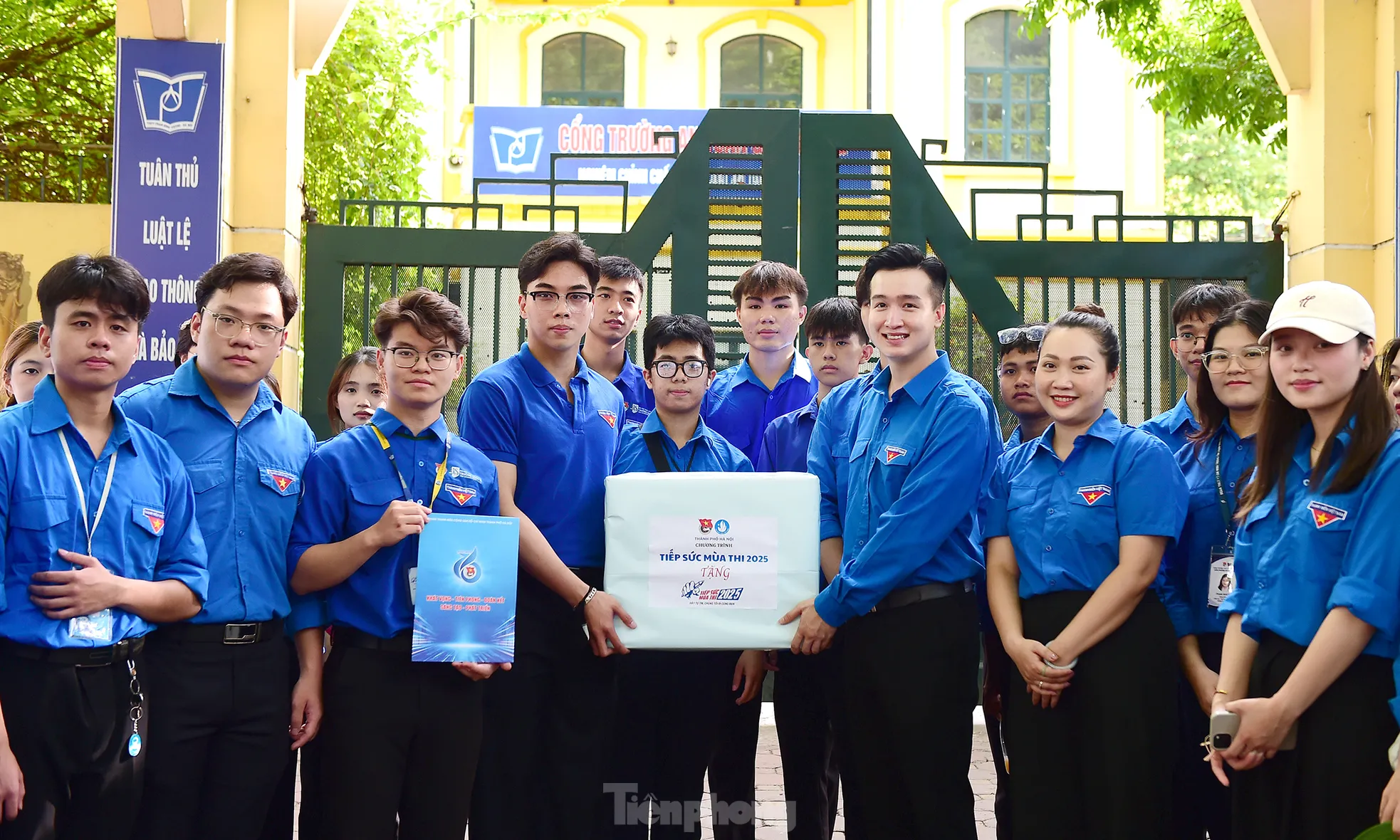 គាំទ្ររដូវកាលប្រឡងនៅលើ 'ផ្លូវស្អាតបំផុតនៅទីក្រុងហាណូយ' រូបថត 12