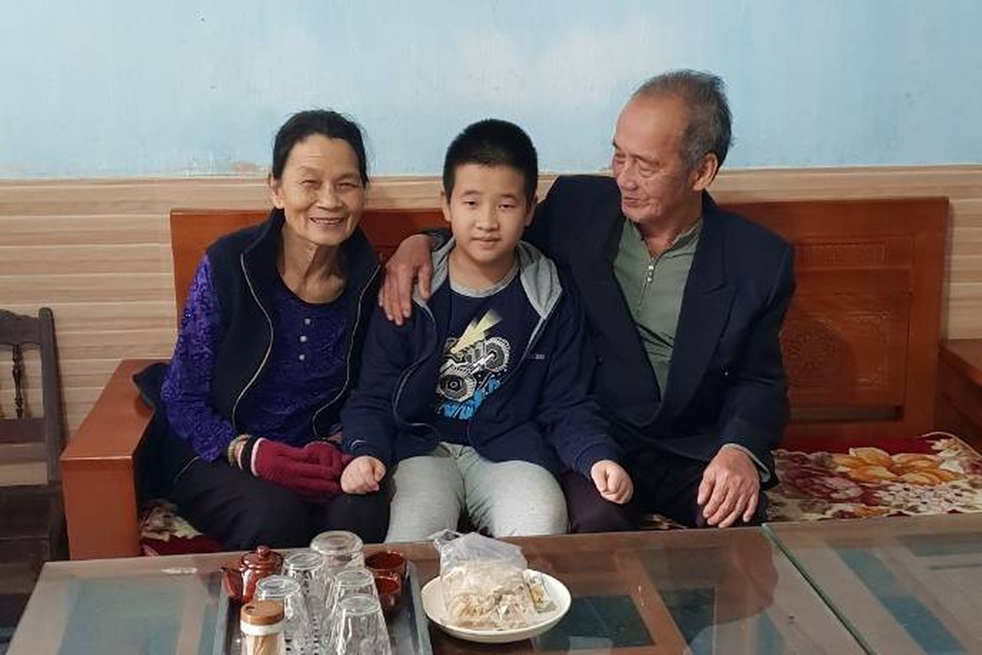 Thủ khoa 2 trường chuyên nói gì khi được hỏi Em có phải thần đồng không? - 6
