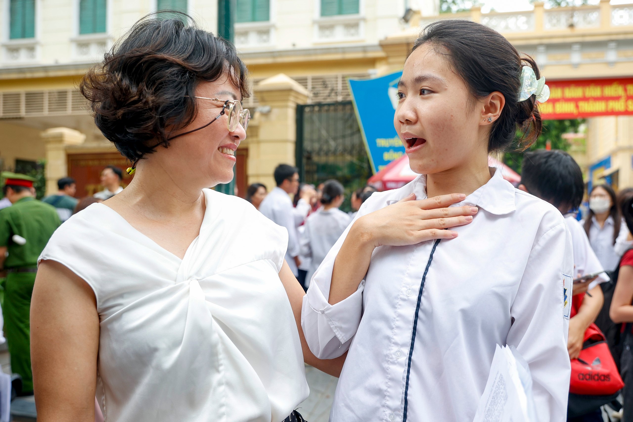 Thí sinh Hà Nội vui buồn lẫn lộn sau kỳ thi tốt nghiệp THPT môn toán - Ảnh 9.