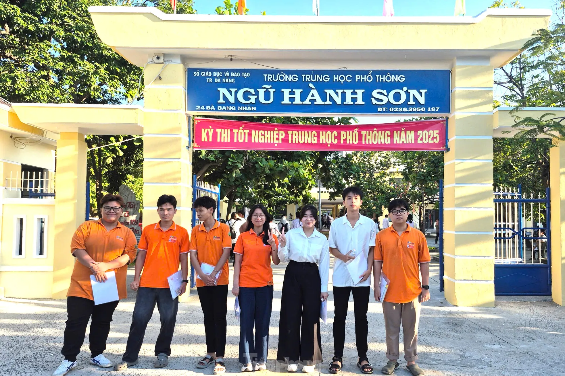 Big family takes 21 special students in Da Nang to photo contest 5