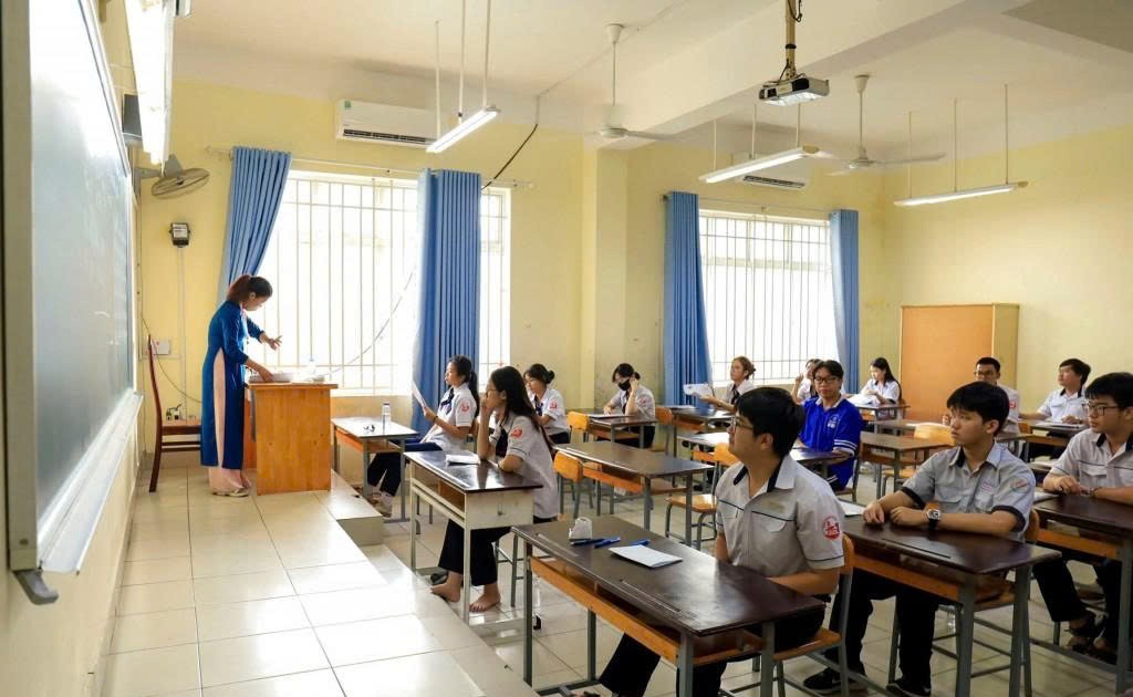 ថ្ងៃប្រឡងតានតឹង
