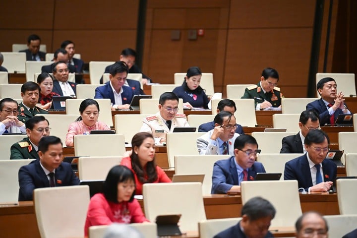 Các đại biểu Quốc hội tham dự phiên bế mạc sáng 27/6.