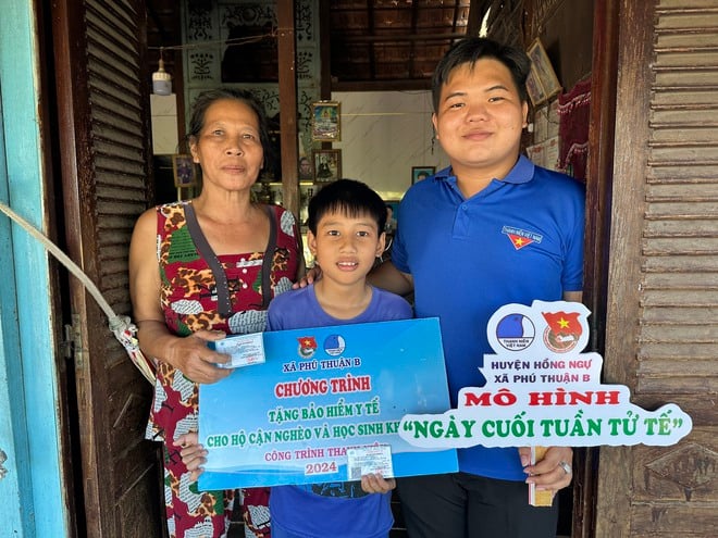 ‘Ngày cuối tuần tử tế’ - học Bác từ việc làm nhỏ nhất- Ảnh 2.