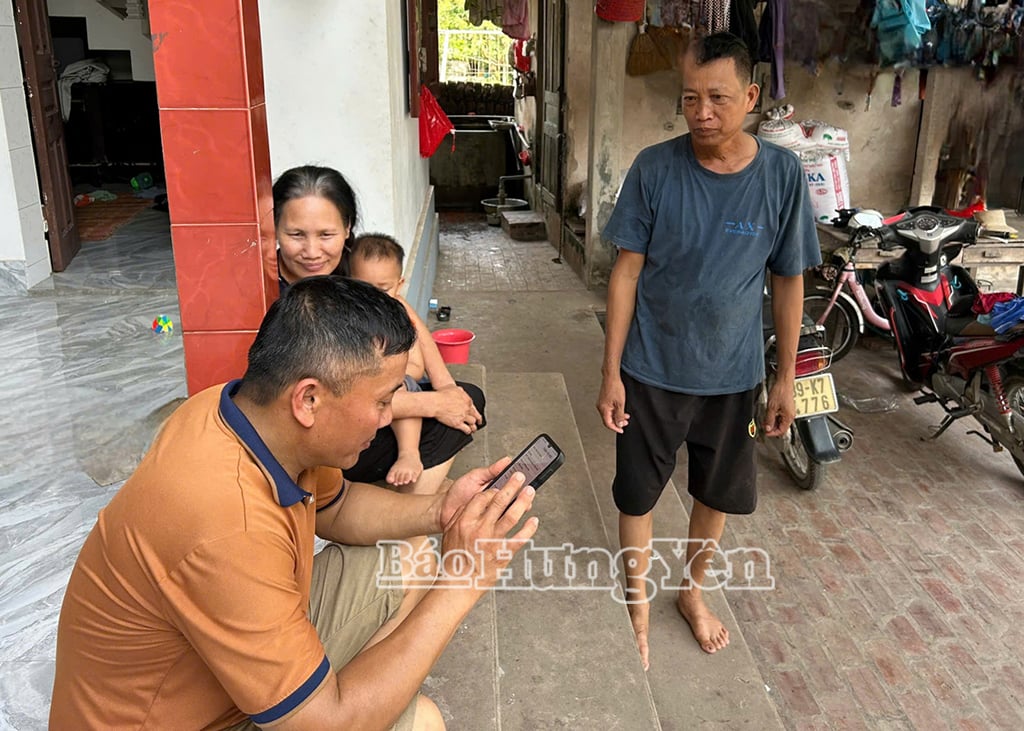 Điều tra viên xã Phú Cường (thành phố Hưng Yên) điều tra lập bảng kê