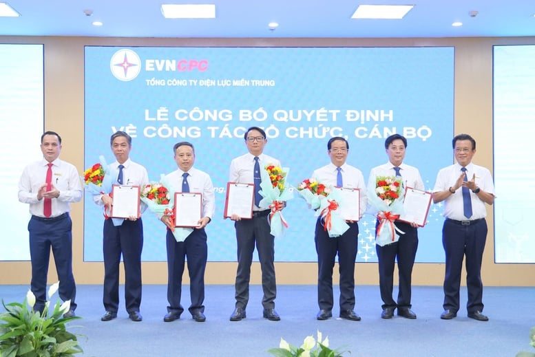 EVNCPC công bố quyết định thành lập 6 Công ty Điện lực sau sáp nhập- Ảnh 2.