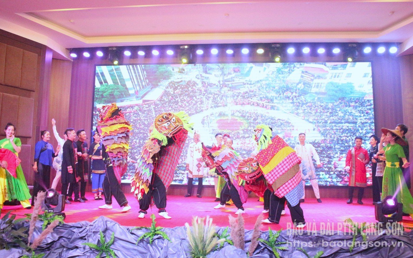 การซ้อมใหญ่ของโครงการการแสดงในพิธีรับมอบเกียรติบัตรอุทยานธรณีโลกลางซอนของยูเนสโก