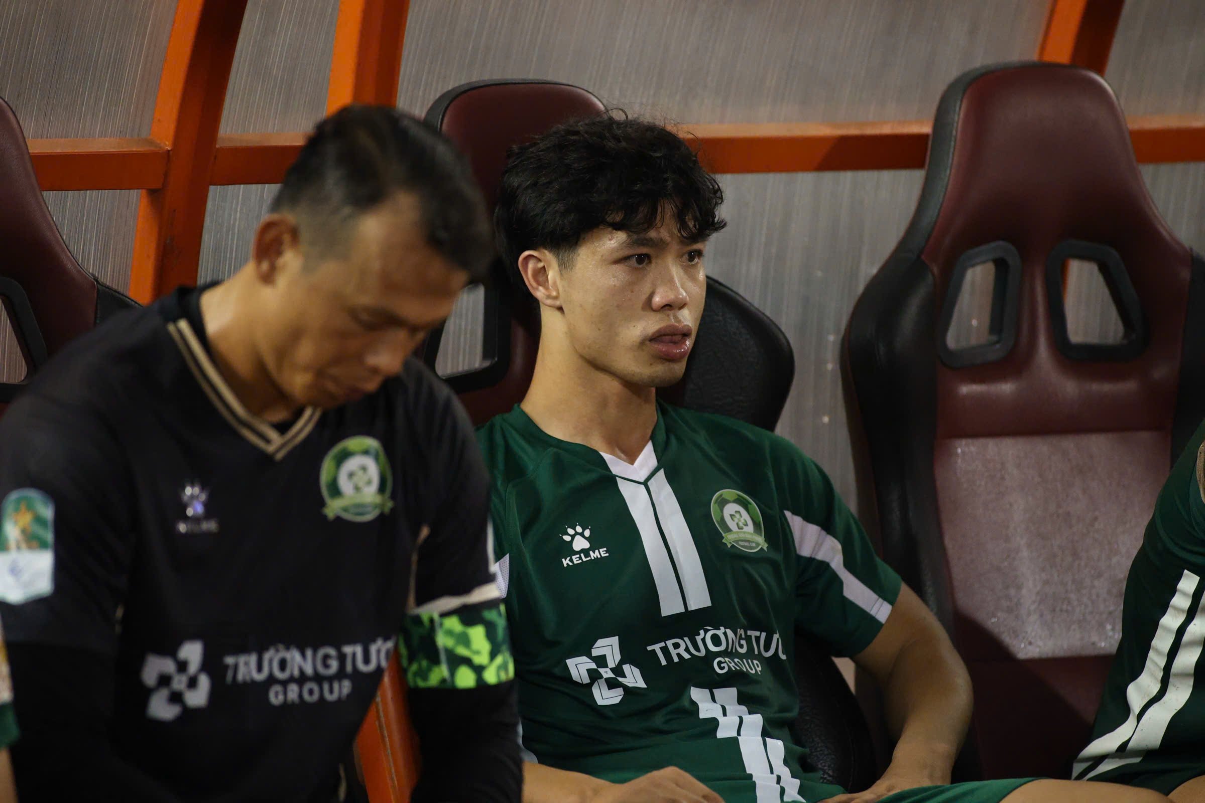 Cong Phuong do guc anh 4