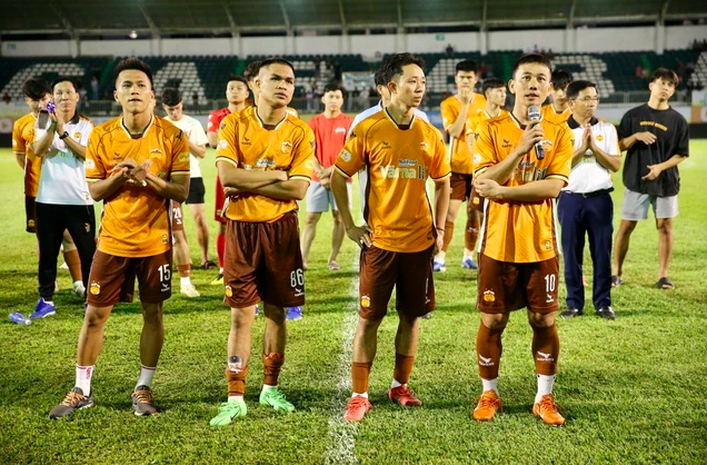 V-League chưa kịp nguội, HAGL đã sốt sắng làm những điều đặc biệt: Nói không với… rớt hạng!- Ảnh 1.