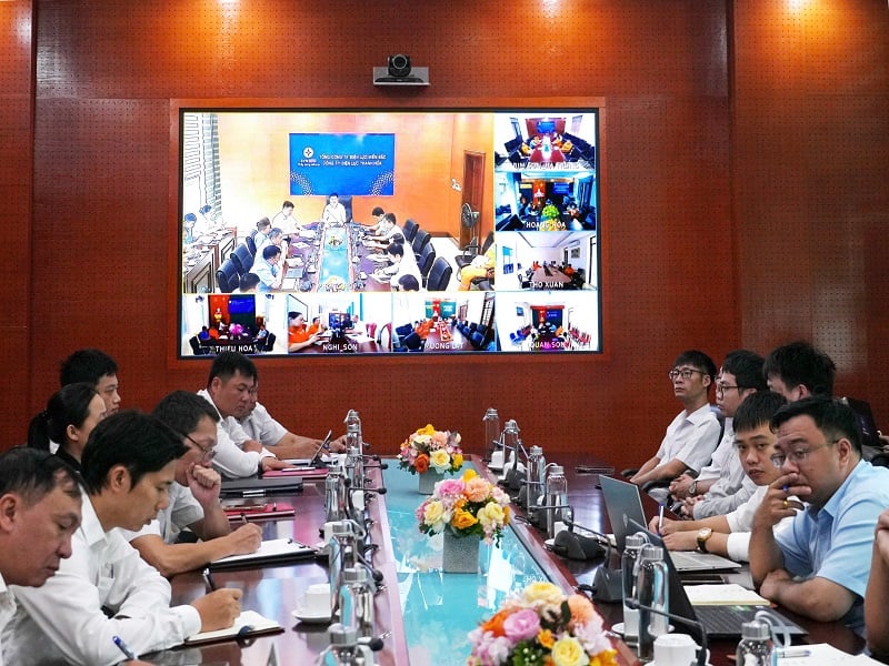 บริษัทไฟฟ้า Thanh Hoa ให้การฝึกอบรมเชิงลึกด้านความปลอดภัยและการดำเนินงานเพื่อตอบสนองต่อรูปแบบใหม่