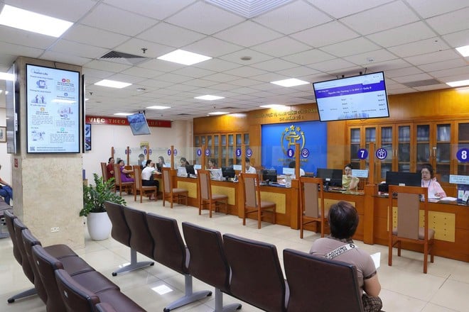 Bộ phận tiếp nhận thủ tục hành chính tại các Trung tâm Phục vụ hành chính công của Hà Nội. (Ảnh: Xuân Quảng/Vietnam+)