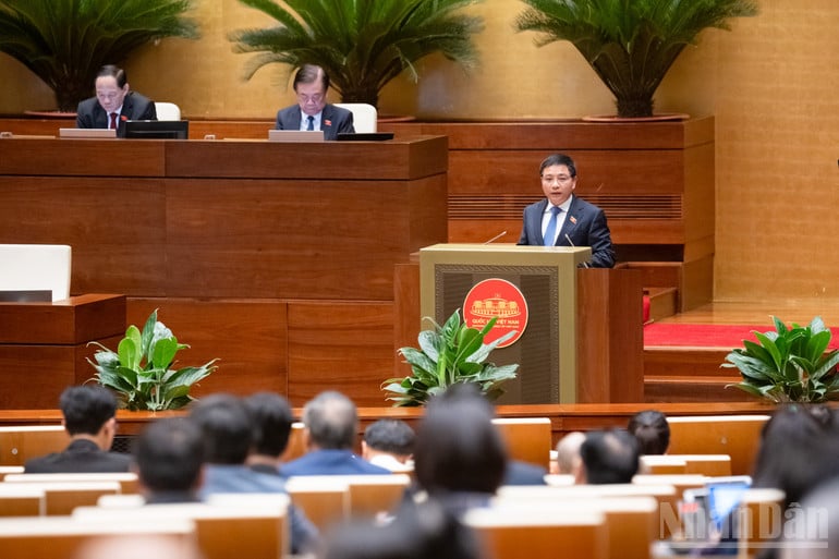 Quốc hội thông qua loạt chính sách đặc thù áp dụng trong Trung tâm tài chính quốc tế tại Việt Nam