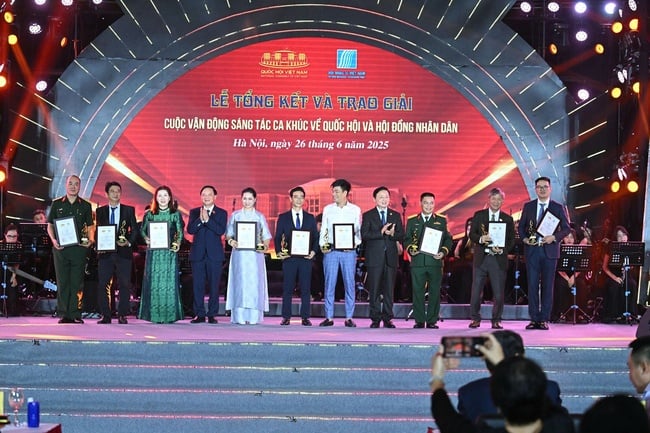 Tổng kết và trao giải Cuộc vận động sáng tác ca khúc về Quốc hội và Hội đồng nhân dân - Ảnh 7.