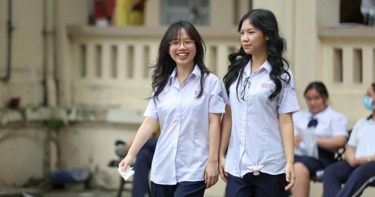 Nên giới hạn phạm vi ra đề thi môn ngữ văn như thế nào?