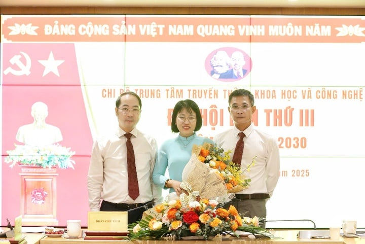 Chi bộ Trung tâm Truyền thông KH&CN: Khẳng định vai trò nòng cốt trong công tác truyền thông KHCN,ĐMST&CĐS quốc gia - Ảnh 5.
