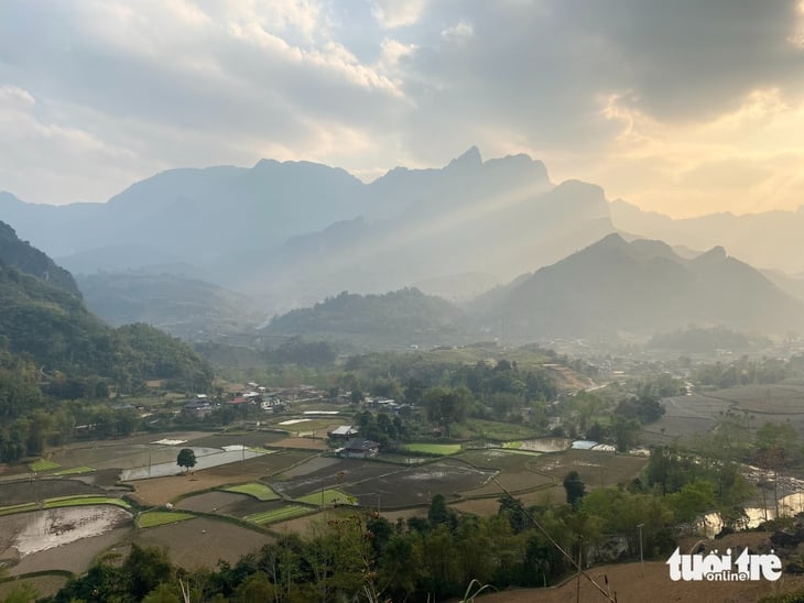 Đến Hà Giang, đi 500m phải dừng lại một lần - Ảnh 6.