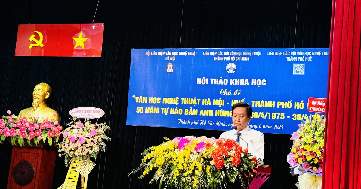 ฮานอย - เว้ - นครโฮจิมินห์ วรรณกรรมและศิลปะ: 50 ปีแห่งความภาคภูมิใจ