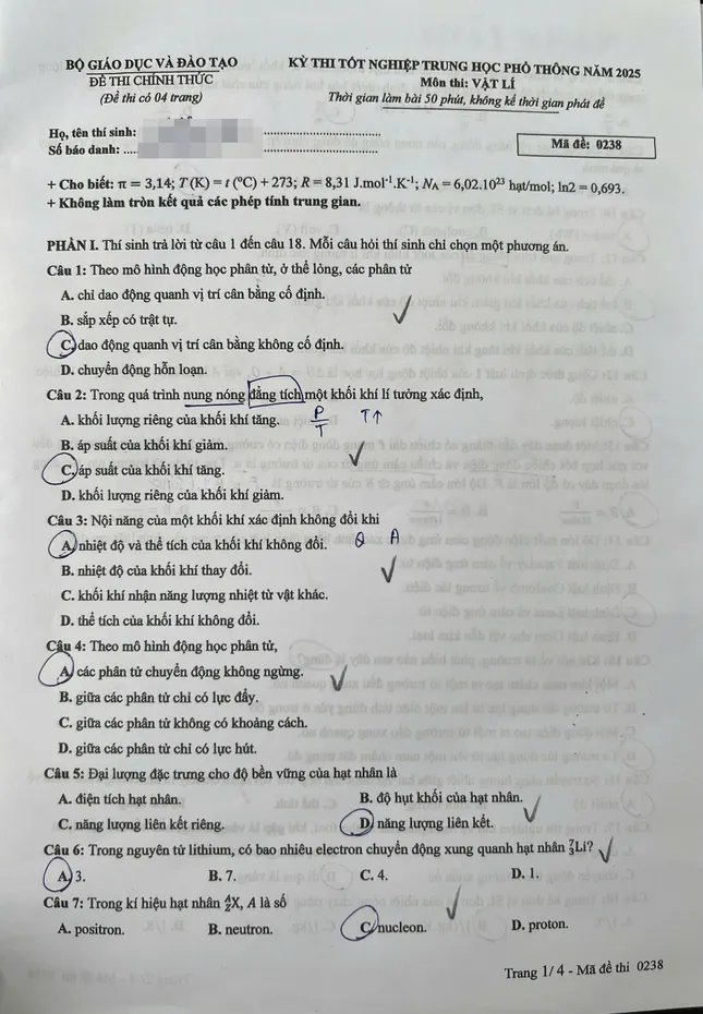 Questions d'examen et corrigés mis à jour pour la matière Physique, Programme d'enseignement général 2018, photo 1
