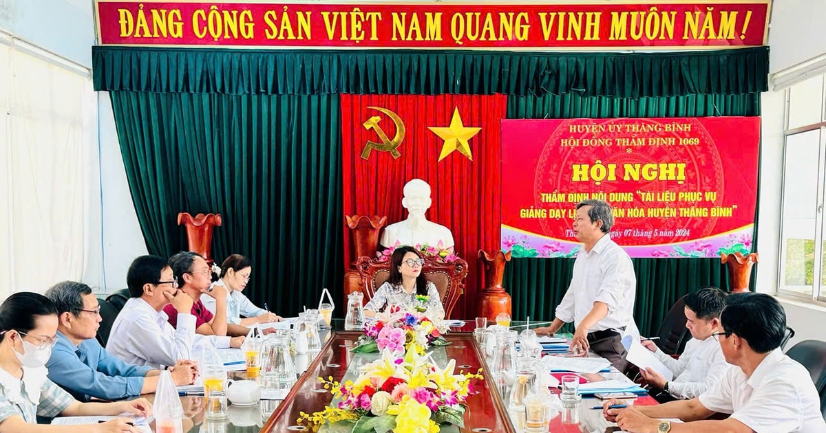 Thang Binh integrates local history and culture in schools