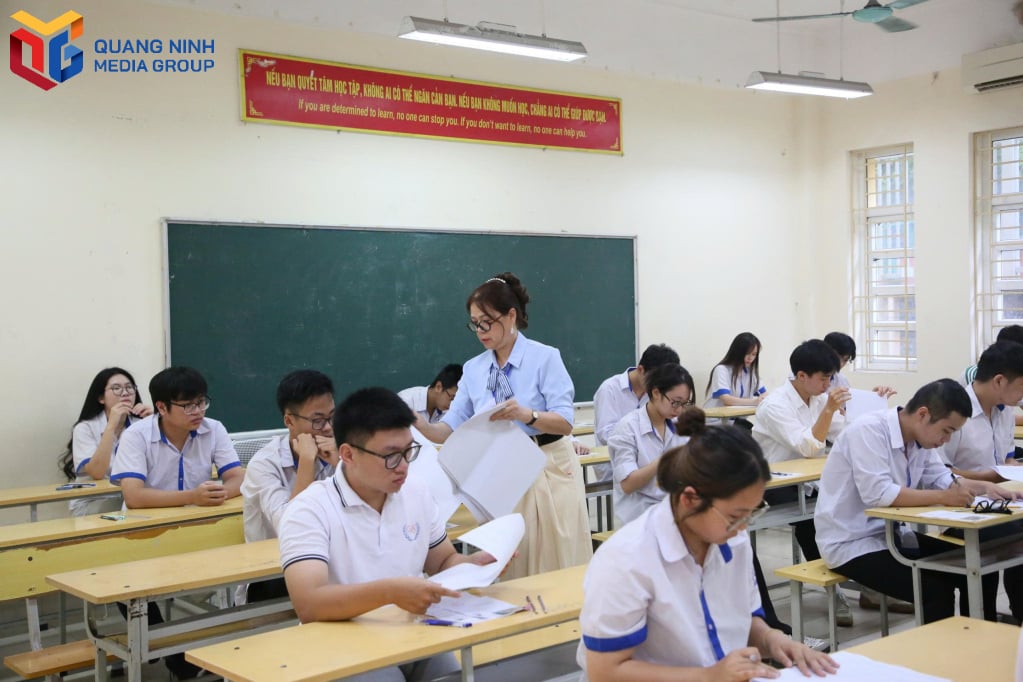 Công tác coi thi của Hội đồng thi được tổ chức nghiêm túc, an toàn, đúng quy định.