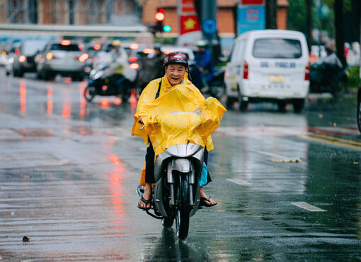 អាកាសធាតុ​ថ្ងៃ​ទី​២៧ មិថុនា ៖ ផ្គរ​រន្ទះ​នៅ​ទូ​ទាំង​ប្រទេស​នៅ​ពេល​ល្ងាច ភ្លៀង​ធ្លាក់​ខ្លាំង​នៅ​កន្លែង​ខ្លះ