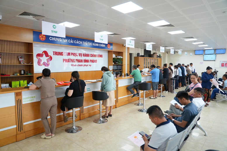 MobiFone phối hợp với tỉnh Thái Nguyên triển khai Hệ thống thông tin giải quyết thủ tục hành chính theo mô hình chính quyền hai cấp- Ảnh 2.