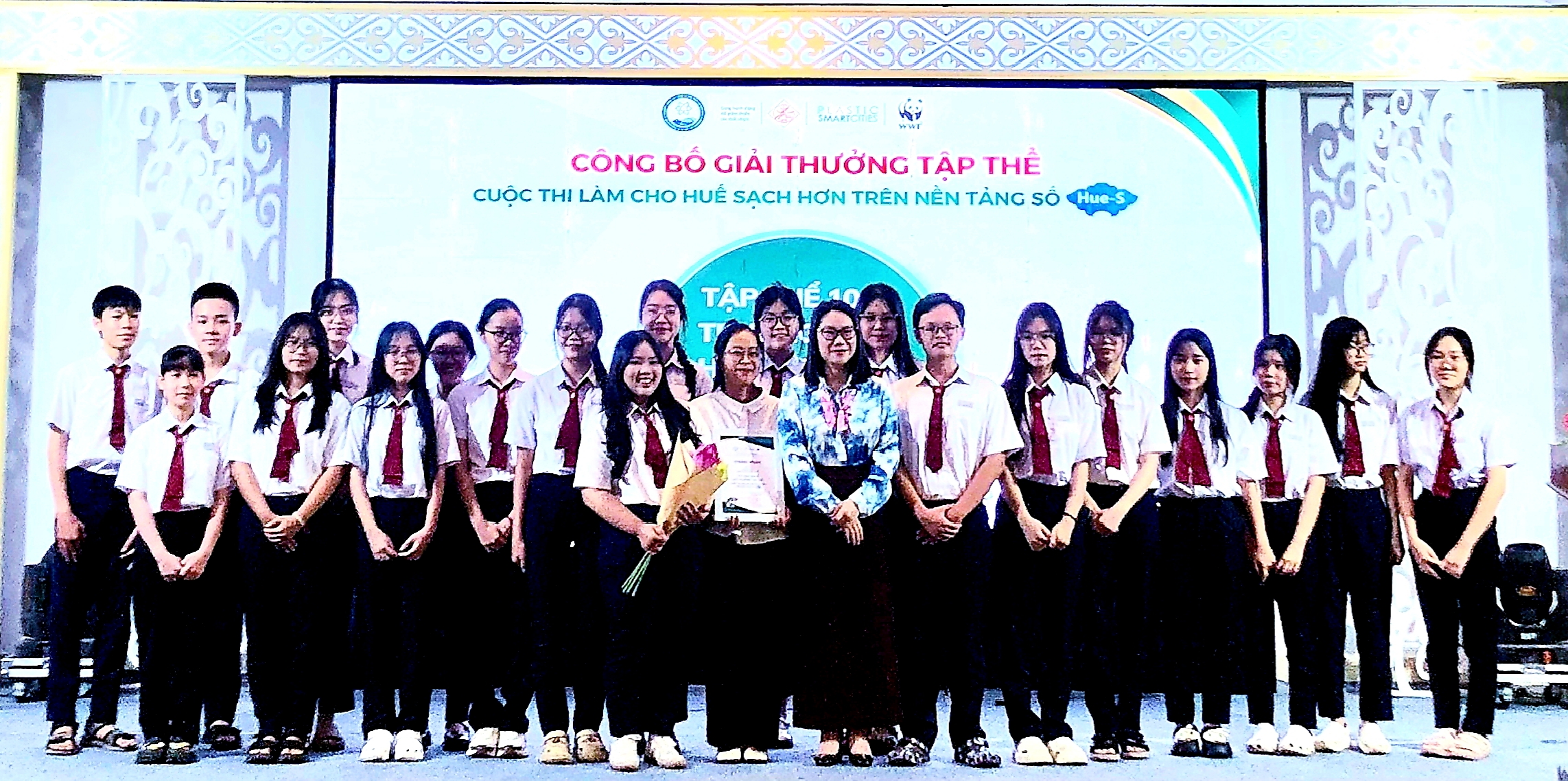 Trao giải Cuộc thi "Làm cho Huế sạch hơn" trên nền tảng Hue-S