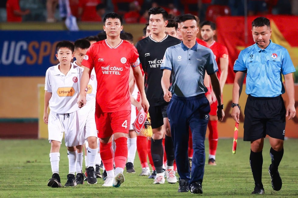 Bùi Tiến Dũng gia hạn hợp đồng 2 năm: ‘Thể Công Viettel như một phần máu thịt của tôi’- Ảnh 2.