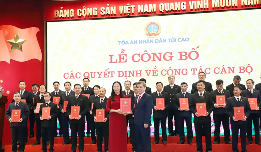 Trao quyết định Chánh án TAND TPHCM, Tây Ninh, Đồng Nai sau sáp nhập