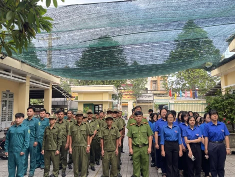 Gò Dầu: Mít tinh hưởng ứng Ngày toàn dân phòng chống ma tuý năm 2025