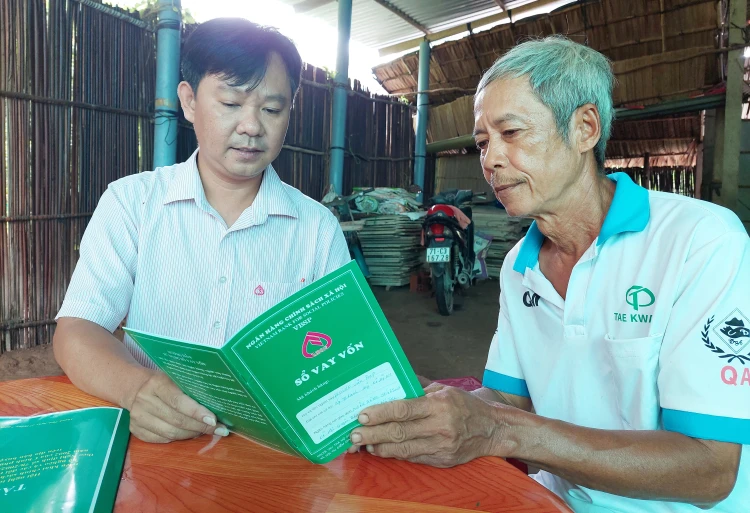 Đồng bộ các giải pháp giảm nghèo, thực chất bền vững